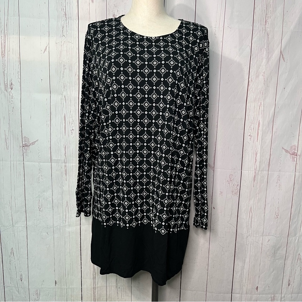 J. Jill Black and White Long Sleeve Patterned Tunic